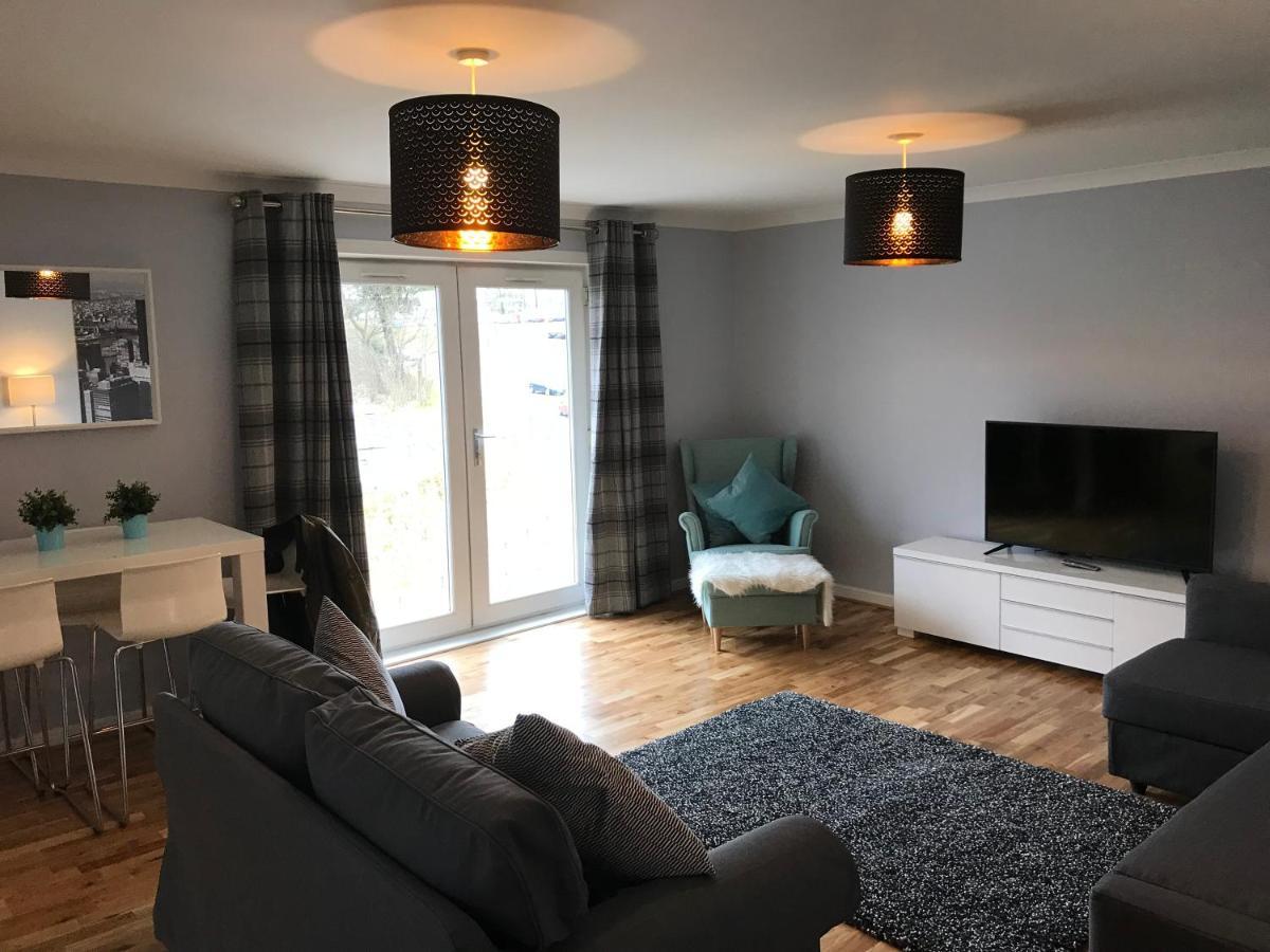 Flat Five, 212 Eaglesham Road, East Kilbride, Glasgow מראה חיצוני תמונה