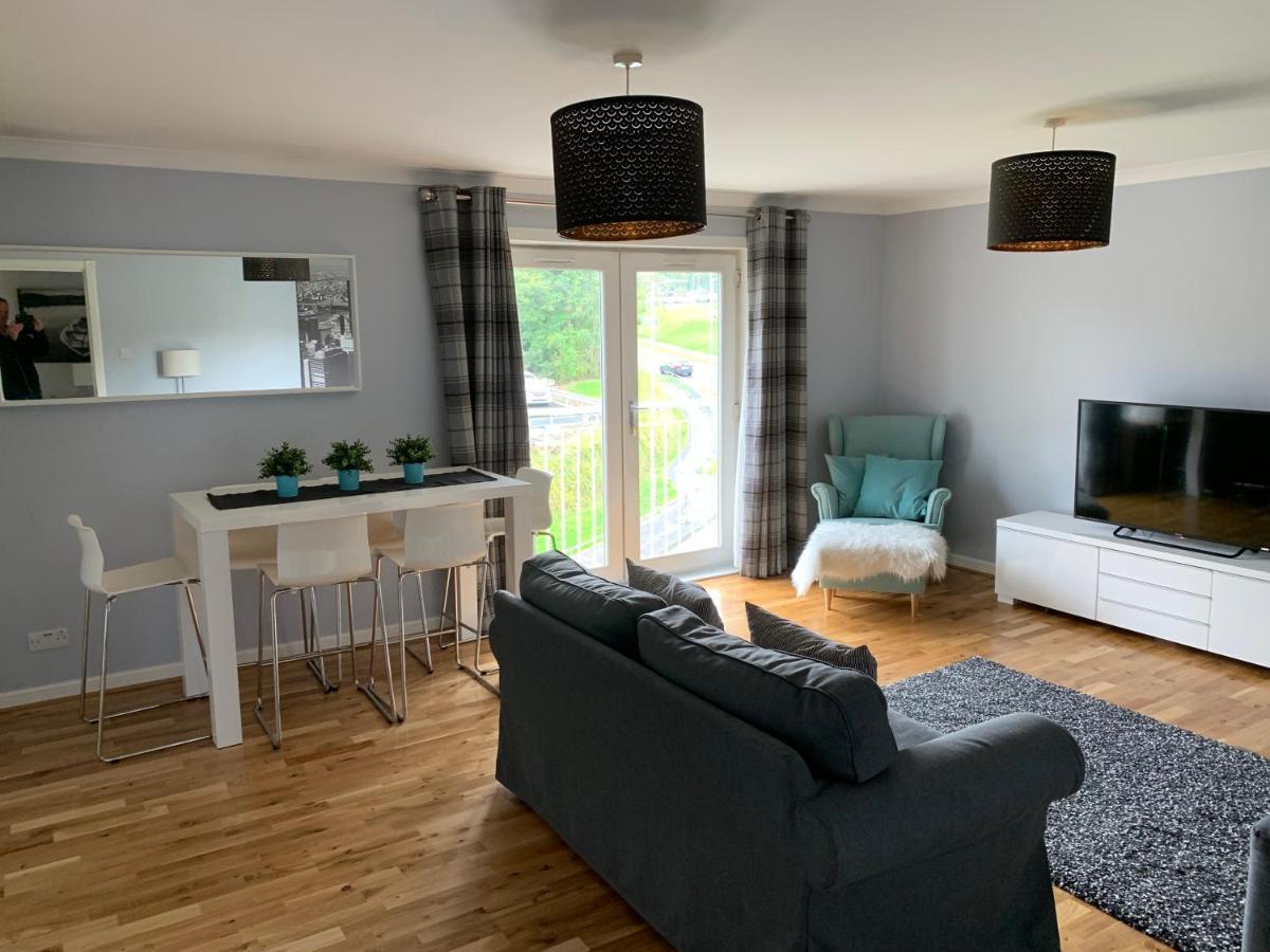 Flat Five, 212 Eaglesham Road, East Kilbride, Glasgow מראה חיצוני תמונה