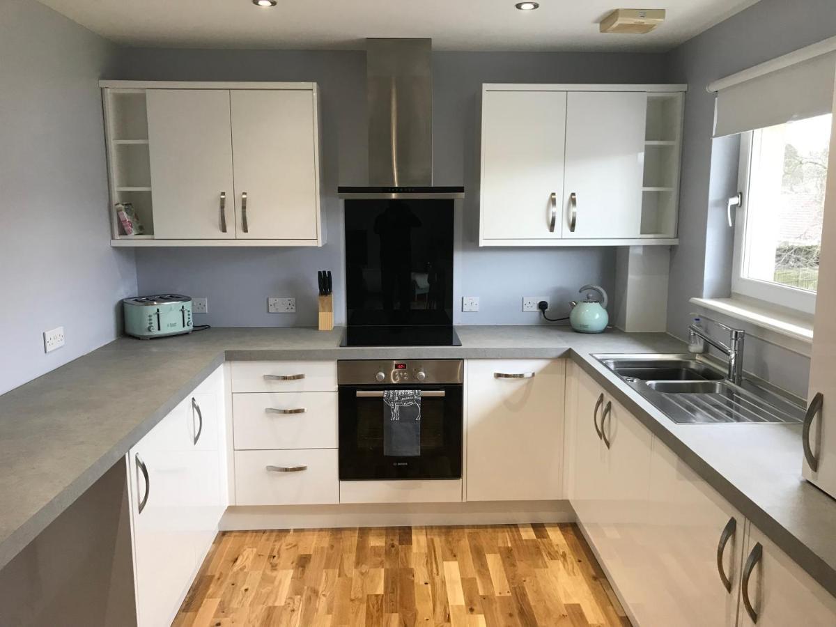 Flat Five, 212 Eaglesham Road, East Kilbride, Glasgow מראה חיצוני תמונה